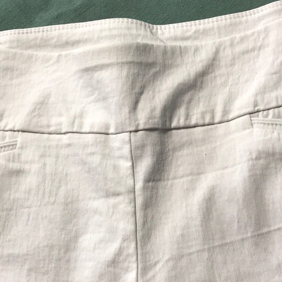 Attyre~~Cute Bermudas. 💜💛 - Picture 4 of 7